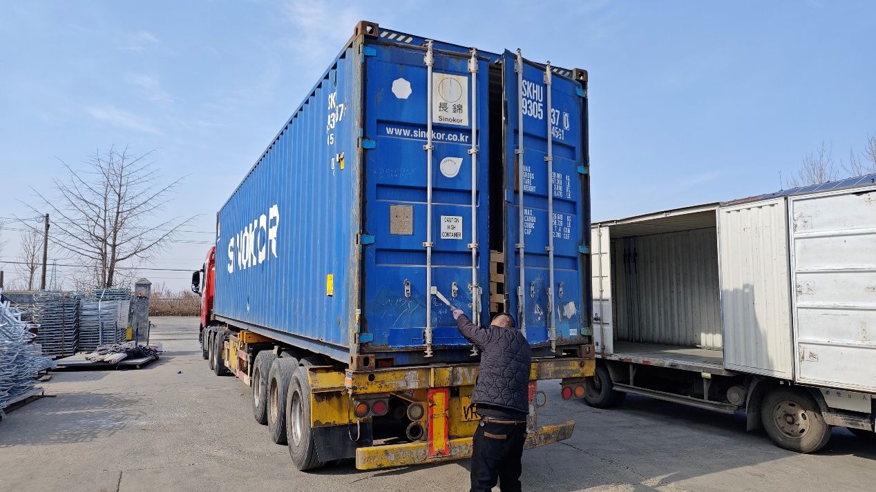 تم شحن طلبية من الفولاذ المصقول المقاوم للصدأ للعميل الكوري بواسطة Debabrother قبل عيد الربيع